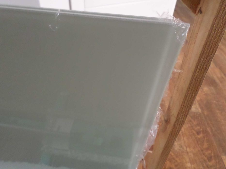 Скинали , стеклянный фартук на кухню