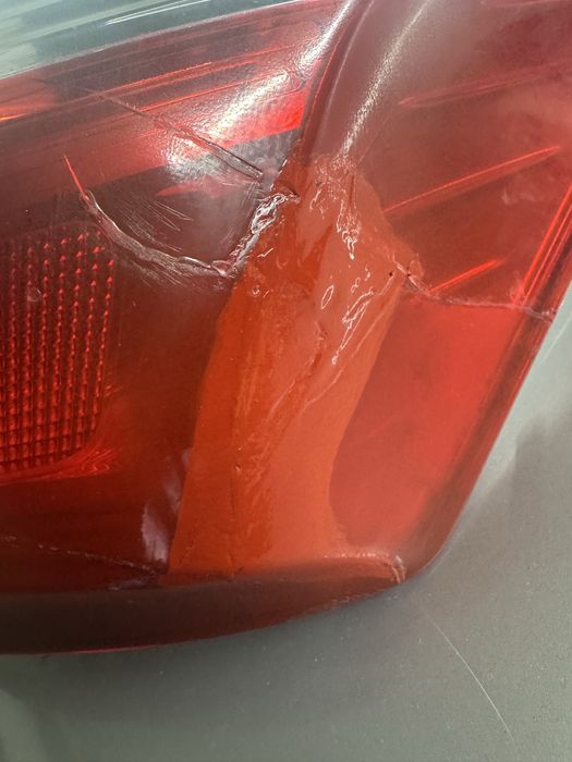 Задні фонарі Citroen C-Elysee 2016p