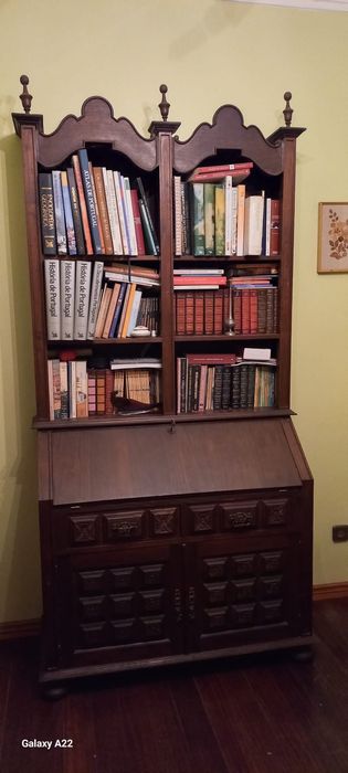 Estante /secretaria/ livreiro