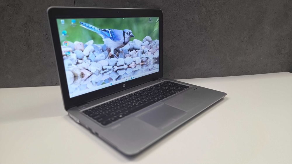 Cienki HP EliteBook 850 i5 6300U 8GB dysk 256SSD Laptop G3 Windows 11