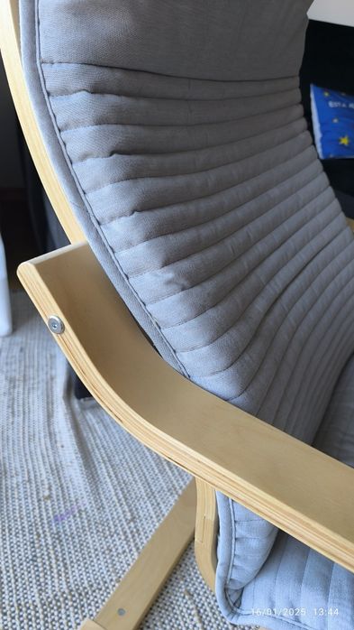 Cadeirão cinza ikea