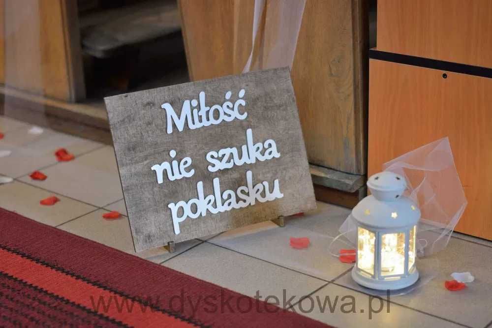 Tabliczki Hymn Do Miłości Dekoracje Weselne Dekoracja kościoła ślub