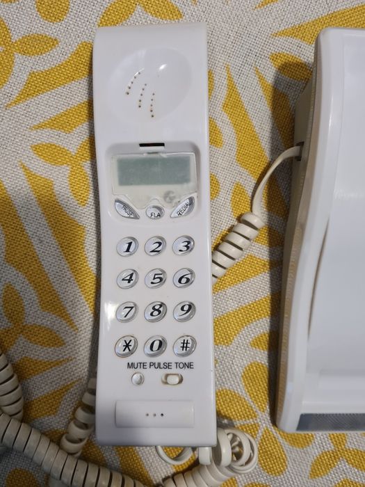 Телефон стаціонарний