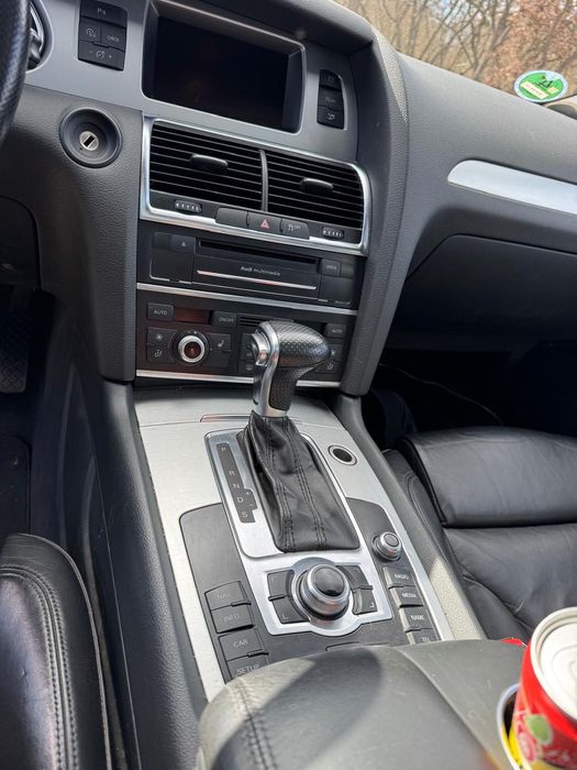 Audi Q7 quattro 3.0 TDI 245km