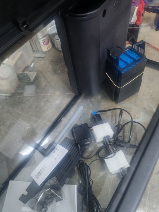 Aquário novo para troxa