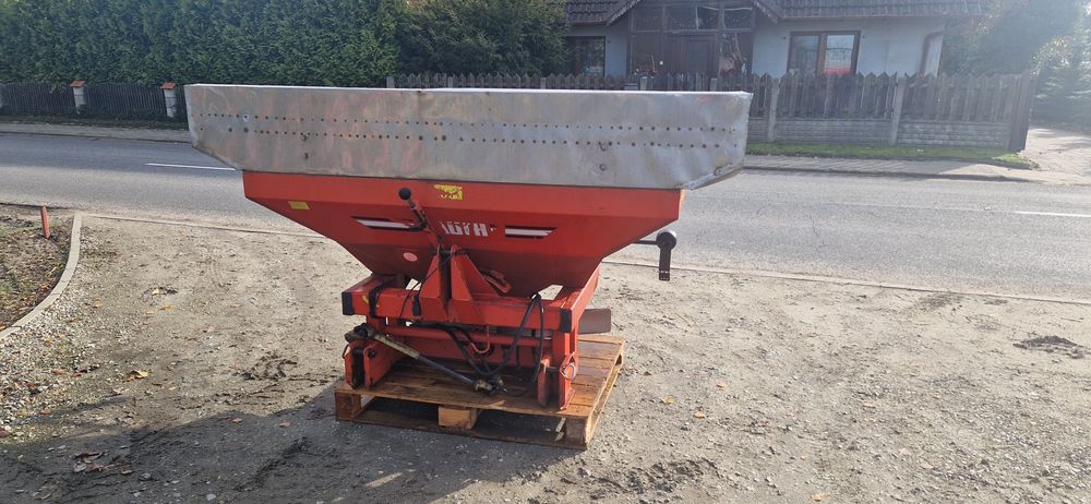 Rozsiewacz nawozu Rauch ZSB 900