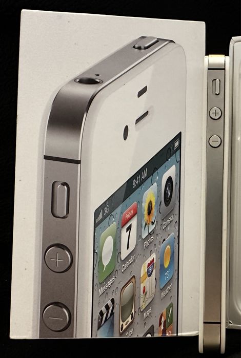 iPhone 4S 16GB Apple Collection, Like New, White, Unlocked64409483600642123