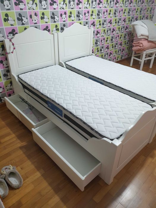 2 Camas individuais completas