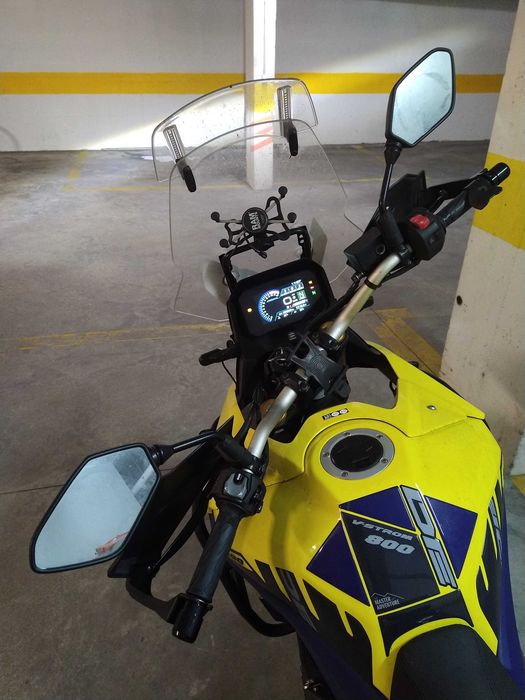 Suzuki v-strom 800DE