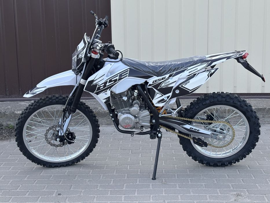 BSE 250 S2 2026модельний рік