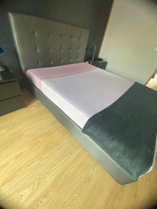 Cama casal estofada