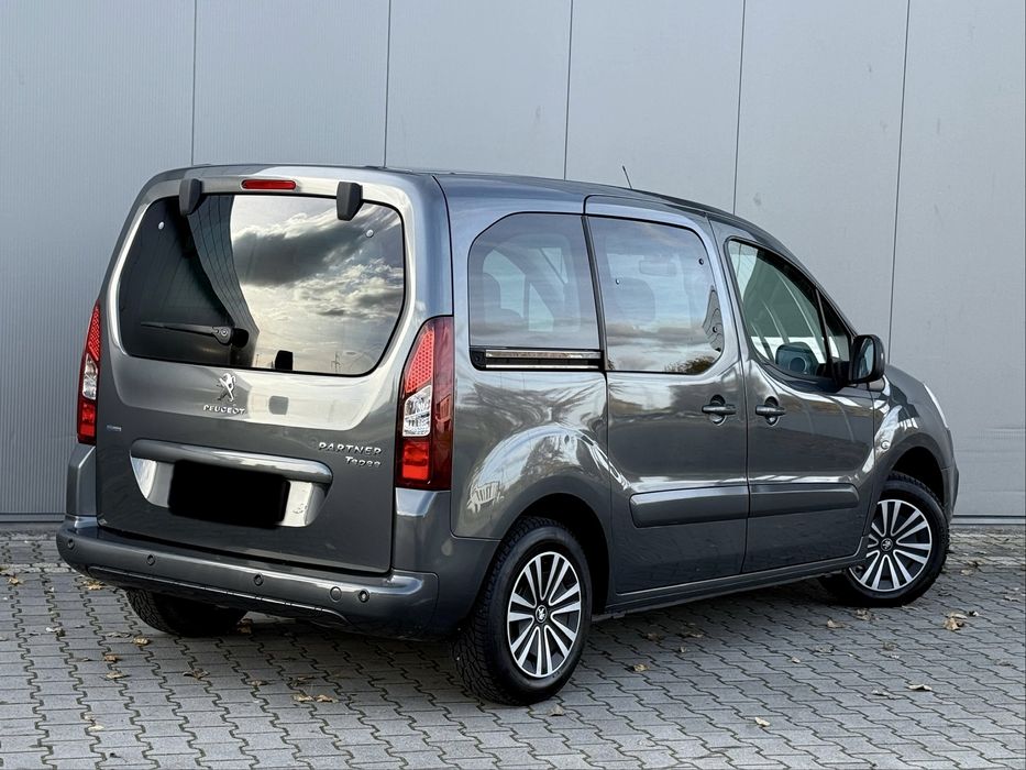 Peugeot Partner 1.2 PureTech 110KM *Navi*Kamera*Bezwypadkowy* Zamiana