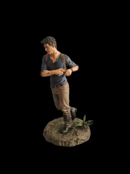 Estátua Nathan Drake - Jogo Uncharted 4 Playstation