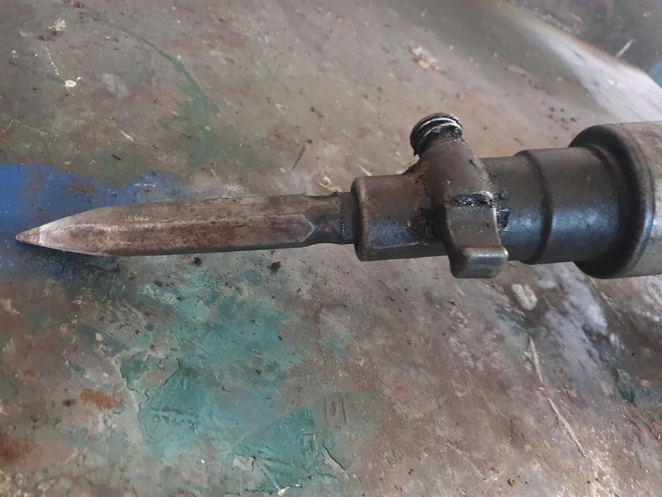 Martelo eletrico Makita