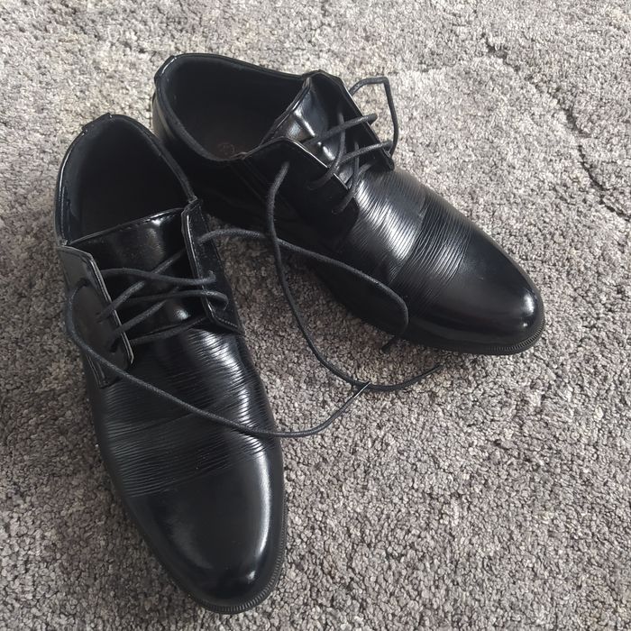 Buty  chłopięce r. 36