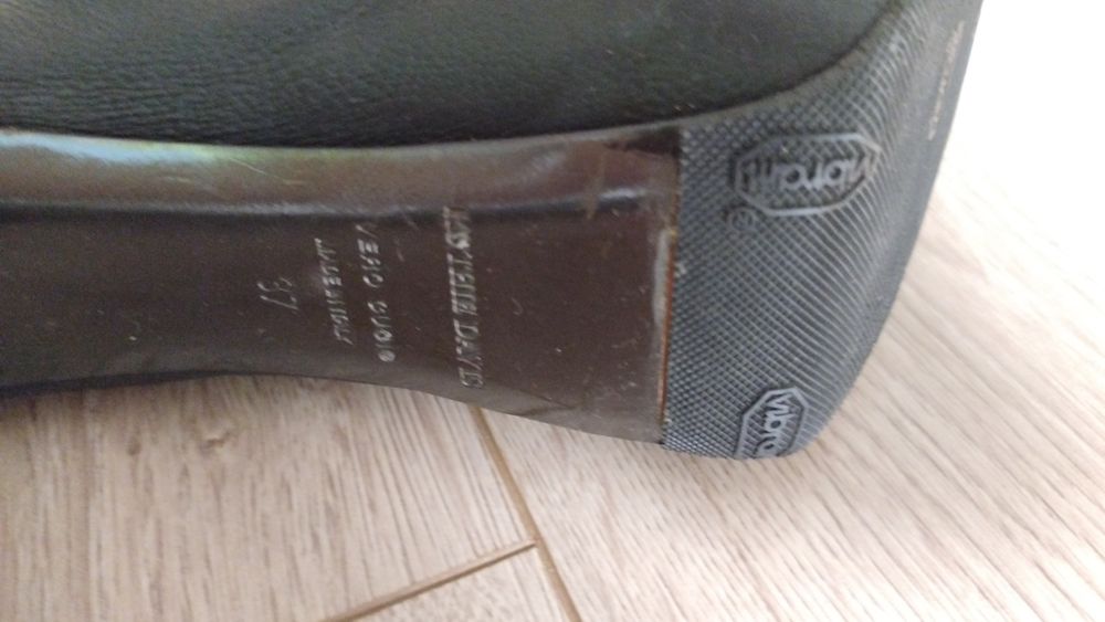Botki Ruthies Davis r. 37.