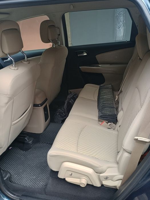 Продам Dodge Journey 2014 года.