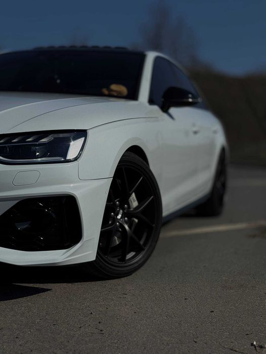 Audi S4 2020 VIN WAUB4AF48LA065090 фото оголошення 4 з 19