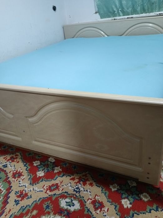 Ліжко двоспальне