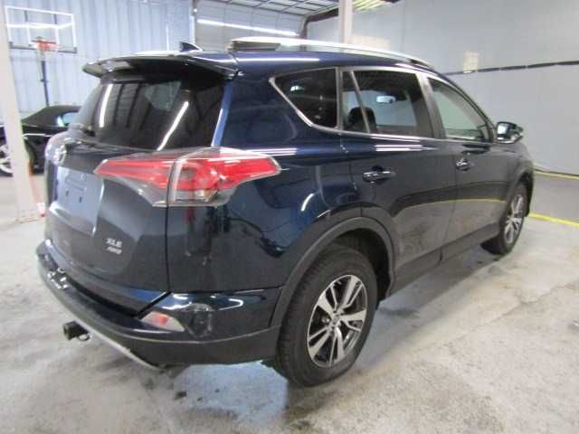 Toyota RAV4 XLE 2018