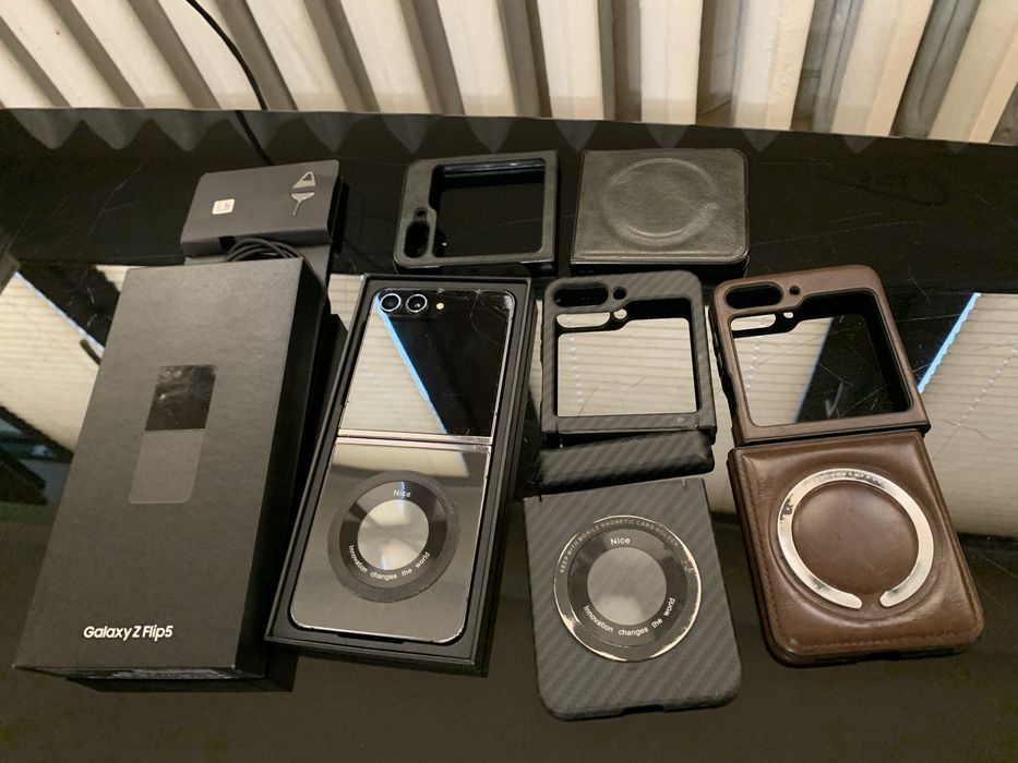 Samsung flip 5 8/512Gb