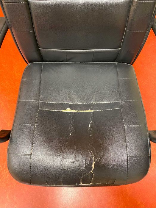 Cadeira de escritório com ajuste de altura