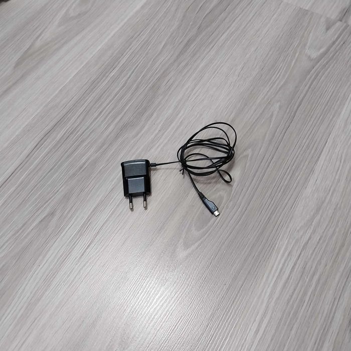 Samsung oryginalna ładowarka do telefonu z kablem microUSB