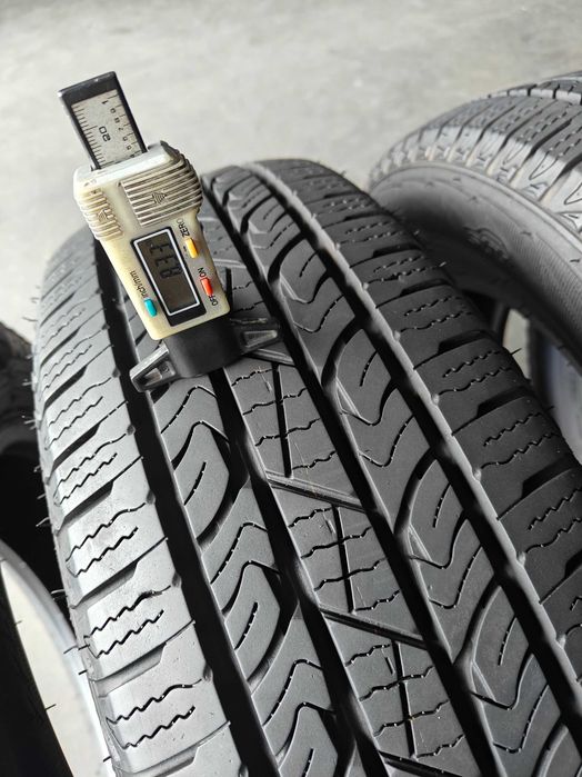 Шини літні R17 225 65 Nexen/Roadstone Roadian HTX як нові на джип
