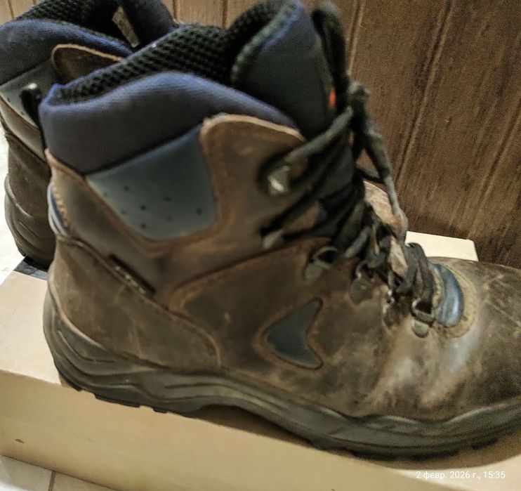 Фонарик налобний+ водозахистні ботинки р41