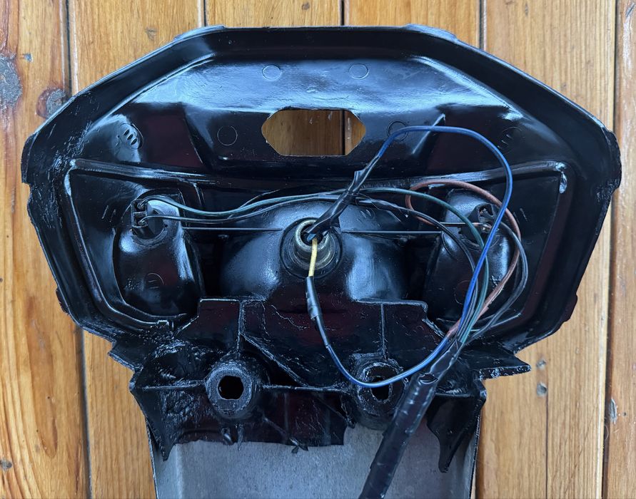 Продам Фонарь задний с крылом в сборе Yamaha JOG ARTISTIC