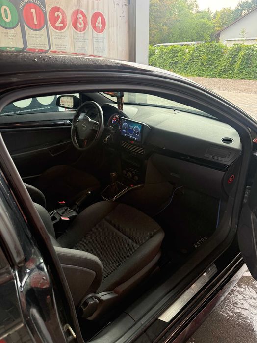 Opel Astra H GTC 2.0T LPG