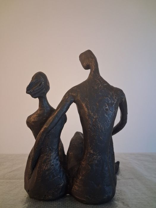 Escultura Decorativa Moderna "Casal" – Estilo Giacometti