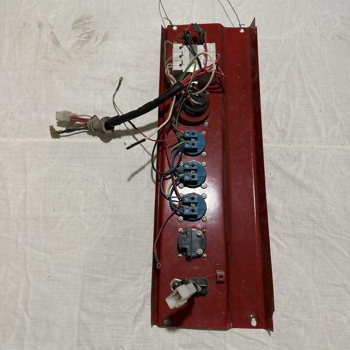 Передня панель Трьохфазного генератора