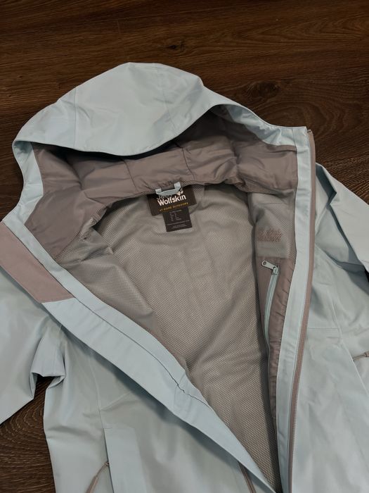 жіноча мембранна куртка jack wolfskin трекінг нова оригінальна курточк
