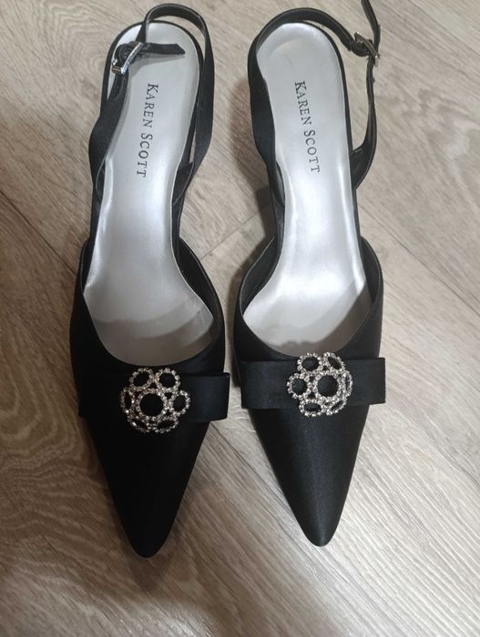 Босоніжки Karen Scott 39-40