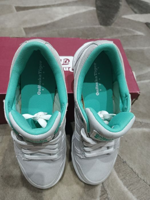 Sprzedam sneakersy Onitsuka Tiger