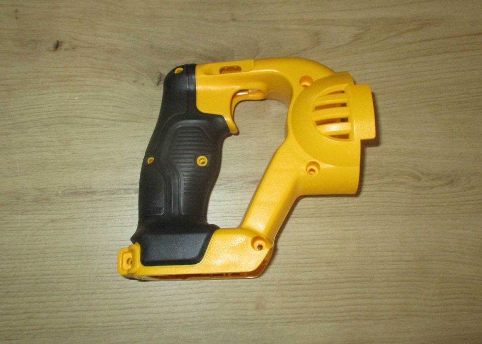 Pega para serra sabre Dewalt DCS380 (NOVO)