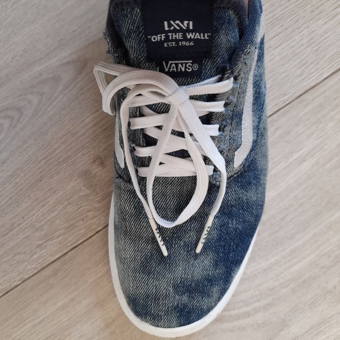 Trampki Vans ISO 1.5 model VXB8J6W jeans. rozmiar Eur 40,5, 26 cm