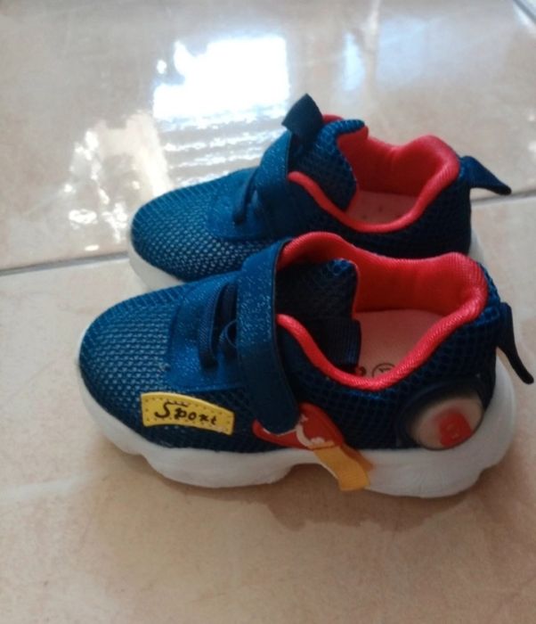 Buty chłopięce r.21