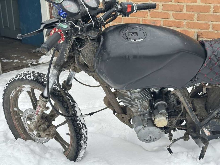 Мотоцикол Субо 150