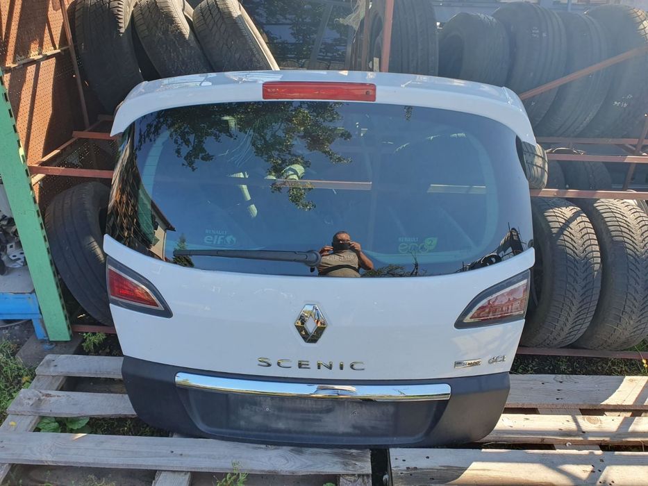 KLAPA BAGAŻNIKA RENAULT SCENIC