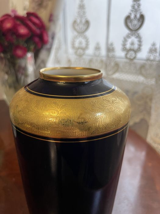 Ваза фарфор