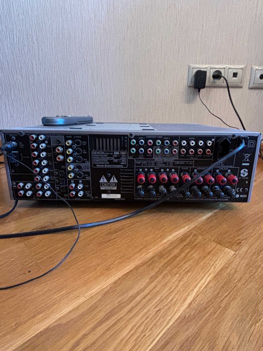 AV Ресівер Denon AVR-1907
