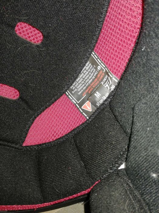 Capacetes como novos