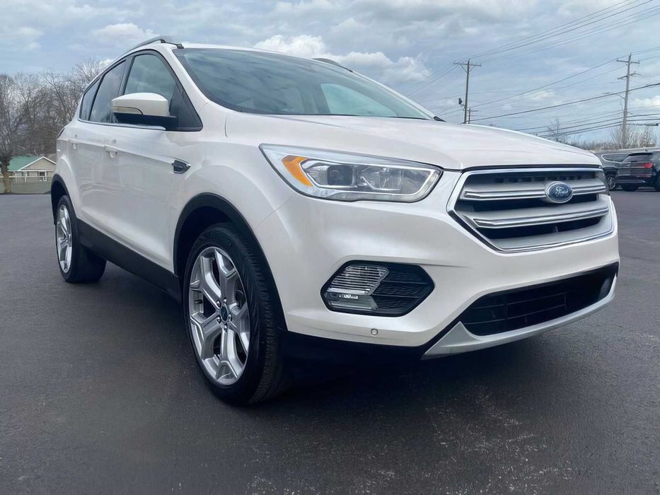 Ford Escape Titanium      2018