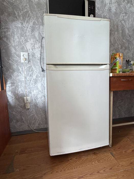 продам холодильник б/у