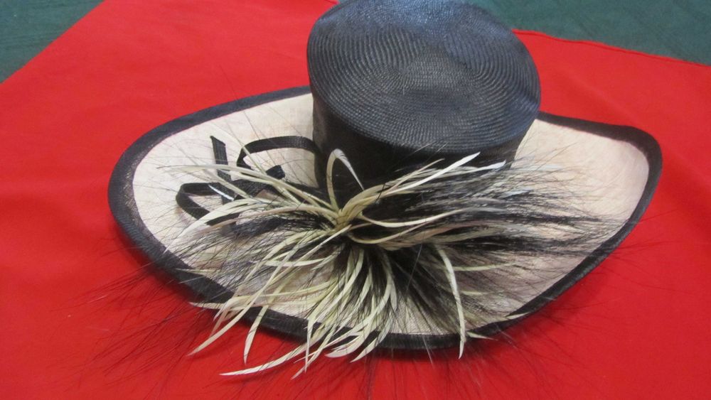 Шляпки винтажные,-2 шт.Англия.