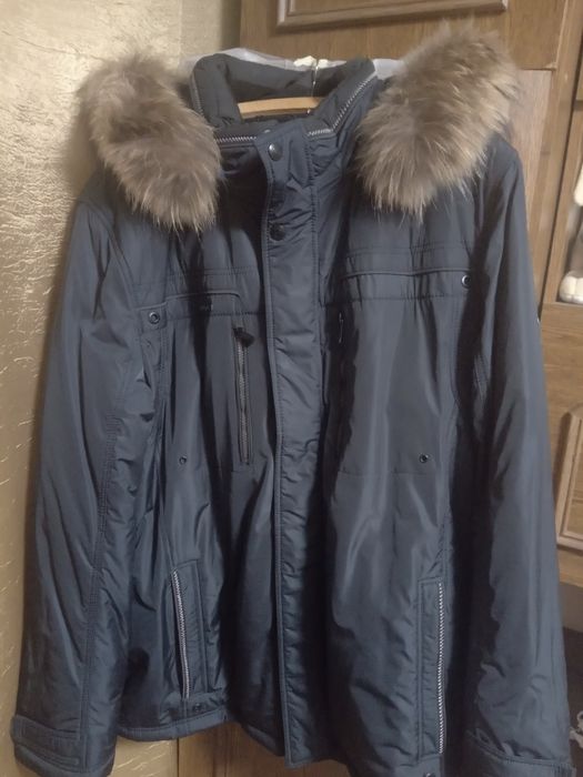 Чоловіча зимова куртка великого розміру