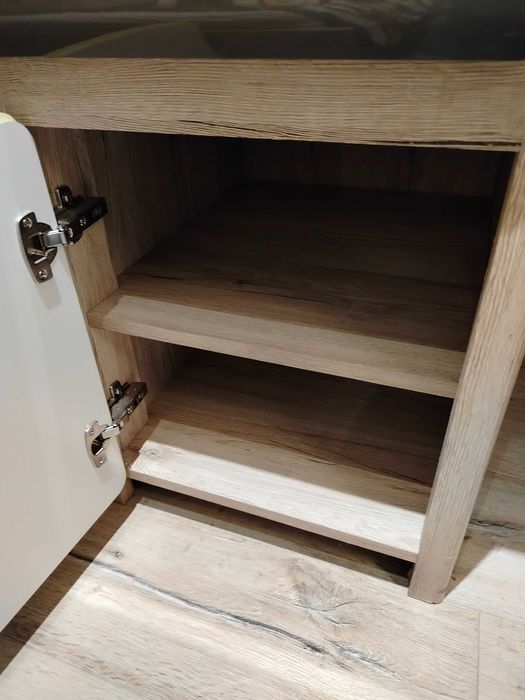 Ładne biurko BRW seria Possi (dostępne 2 identyczne)