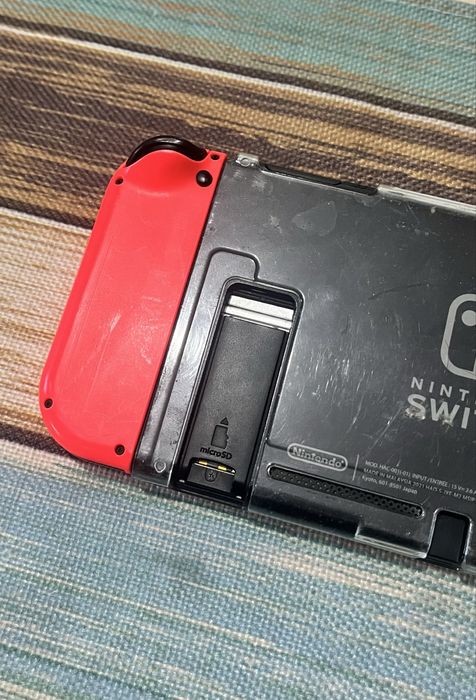 Consola Nintendo Switch COM acessorios e JOGOS